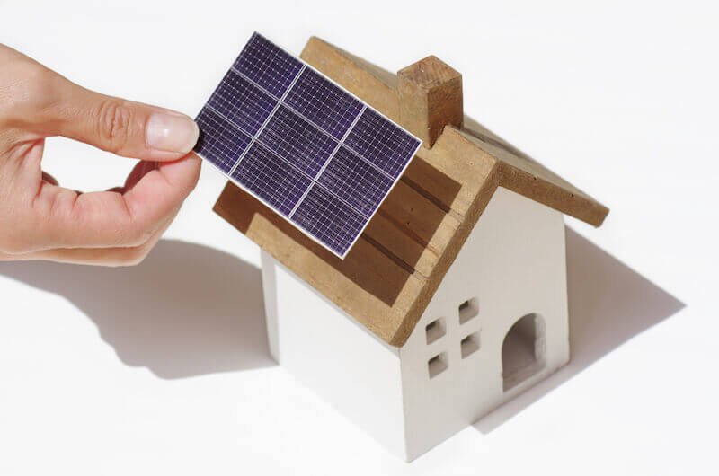 「じぶん電力」で太陽光発電を無料設置！